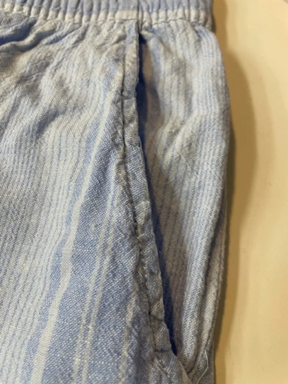 Tahari light blue cropped pull-on pants relaxed fit sz S